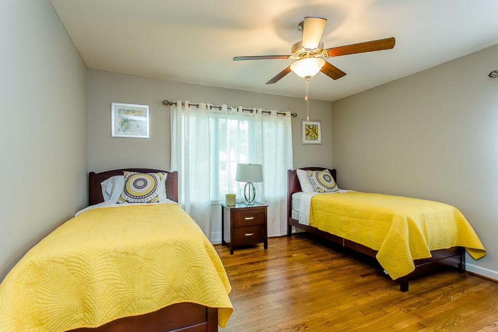 The Blue Door Bungalow - Luxury Home Downtown Χιούστον Εξωτερικό φωτογραφία